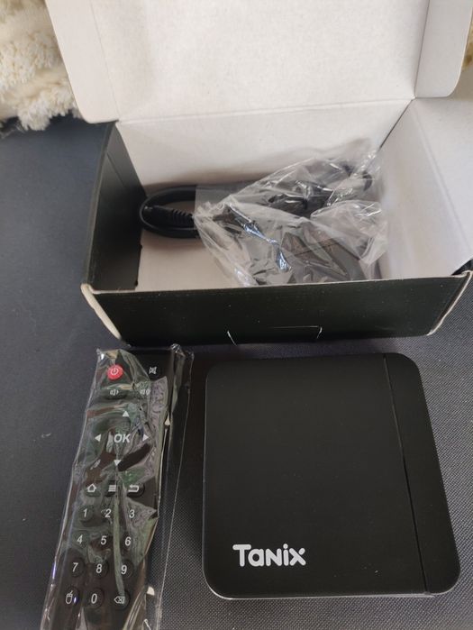 Tanix W2 Smart TV Box, 4 GB RAM, 64 GB stocare,TV BOX