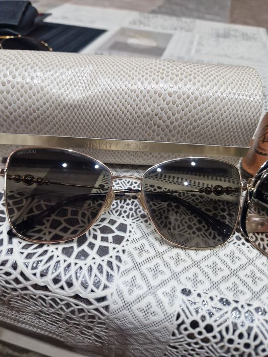 Слънчеви очила Furla и Jimmy-Choo