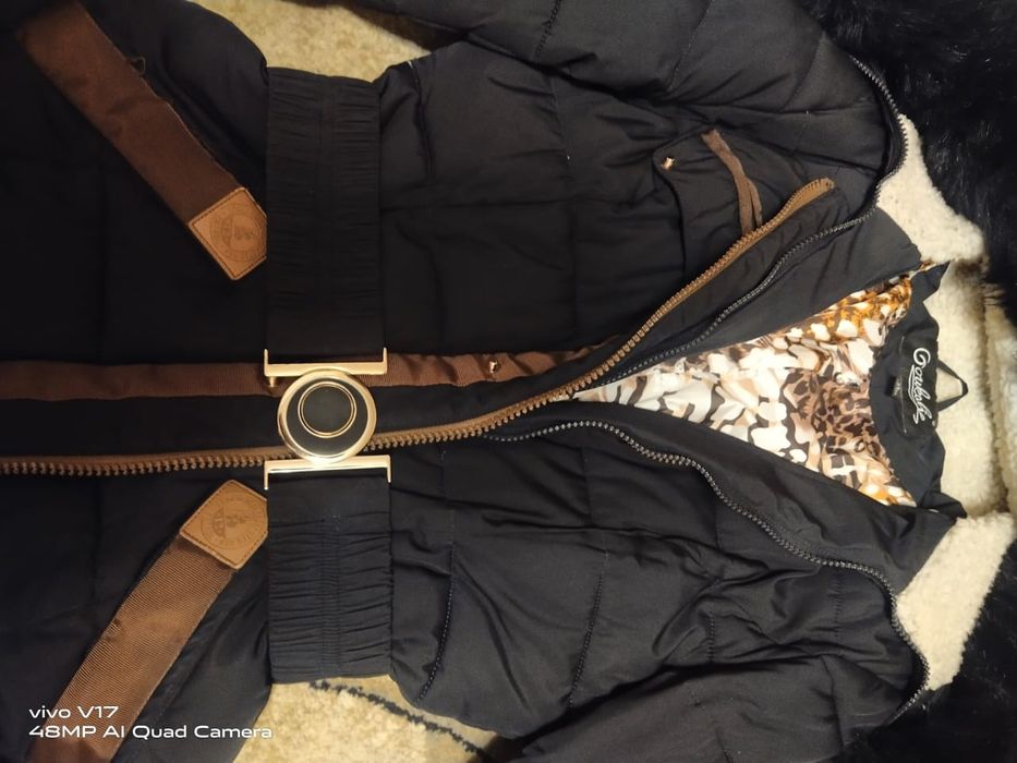 Пуховик куртка 42-46 размер