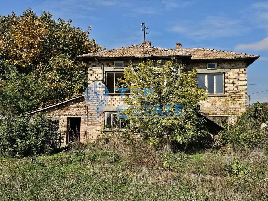 Продава се Къща в с. Драгомирово, Област Велико Търново - 148 кв.м за 87 €/кв.м - Снимка #1