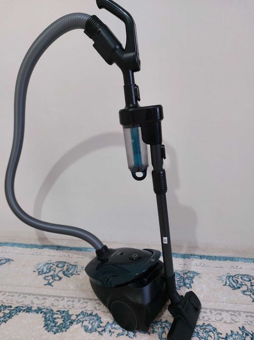 Продам пылесос почти новый