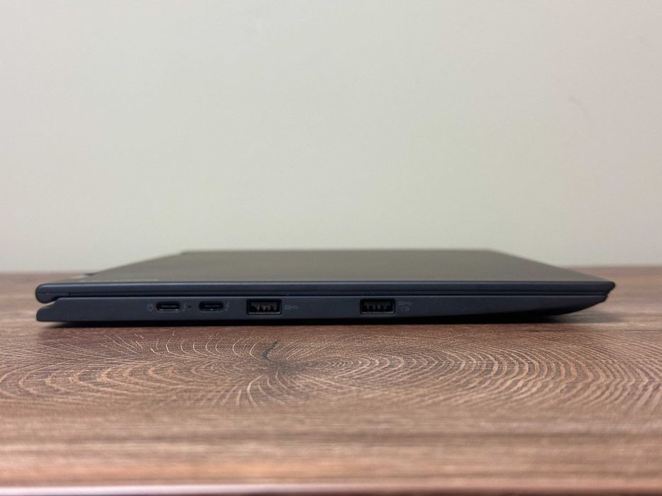 Лаптоп LENOVO THINKPAD X1 YOGA G2 touch i7-7500u/ 16GB/ 256GB NVMe/FULLHD