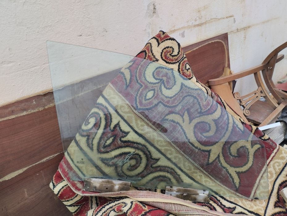 Продаётся БМВ е36 дверь поссажир запчасть