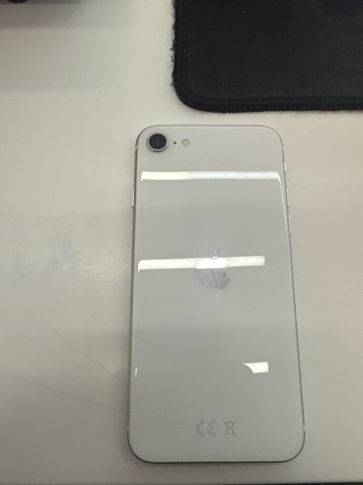 Iphone se gen 2 в хорошем состояние
