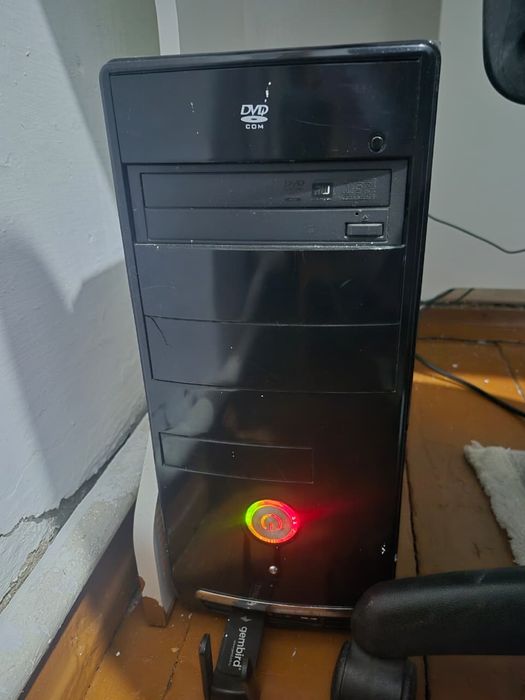 Продам компьютер со всеми комплектами