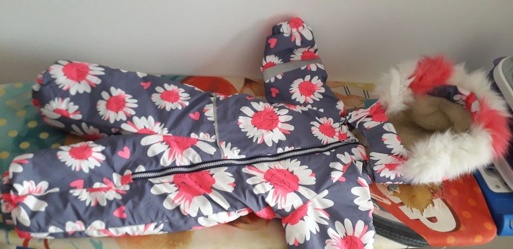 Продам детский комбинезон