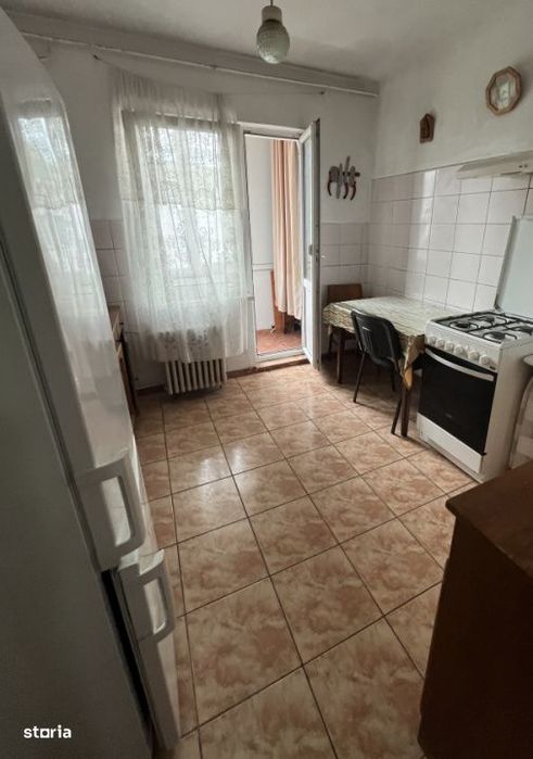 3 camere| Decomandat | Bloc 1981 | Dristor | Mihai Bravu| Metrou 12'