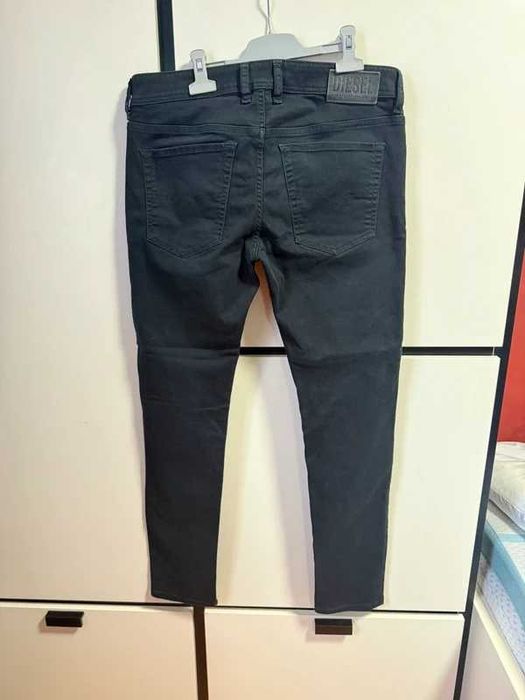 Blugi Diesel W32 L30, talie 43cm