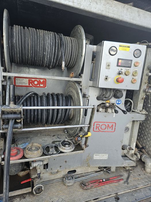 Desfundare canalizare Vidanjare Inspectii video canalizare