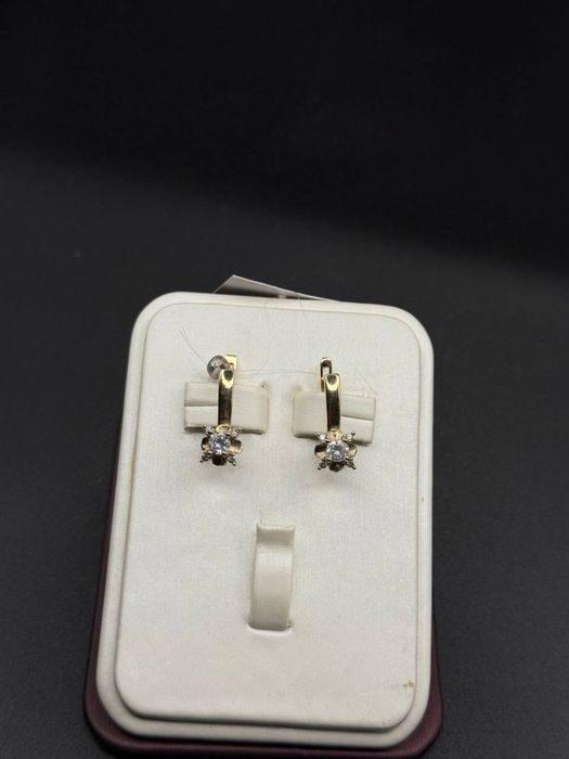 Золото 585  Серьги Масса: 3,2