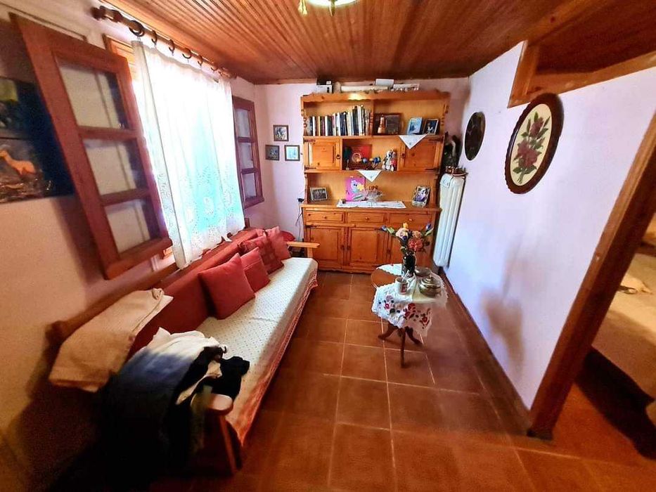 Продава къща 95 м2 с двор 840 м2 в Аспровалта, Гърция