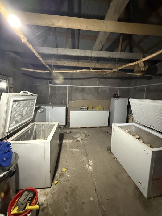 Продаю морозилки  разные