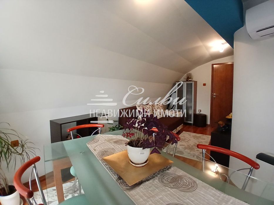 ТУХЛЕН мезонет – ТОП Център!