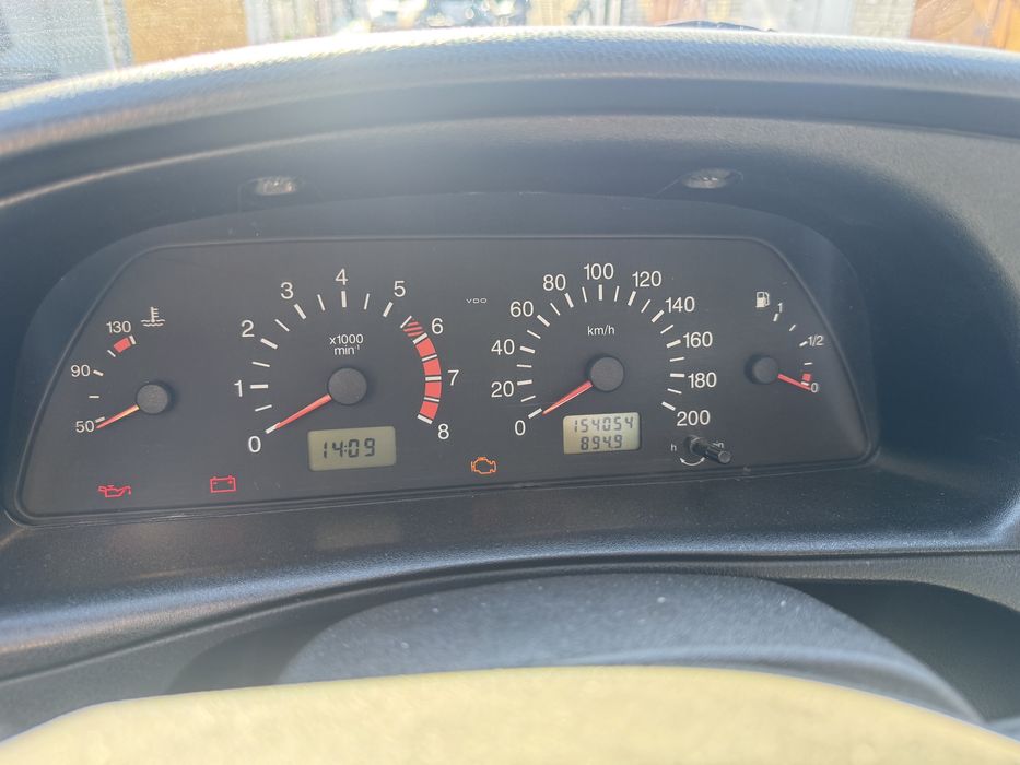 Продам ниву шевролет 2013года