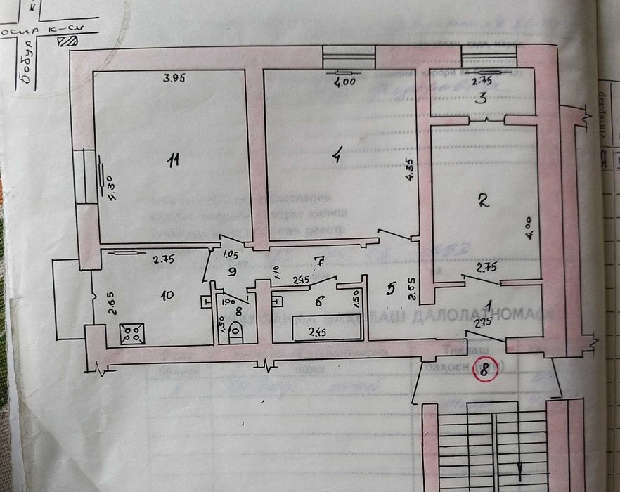 3х- комнатная! Шота руставели! Аския базар центр 1 линияцена снижена!!