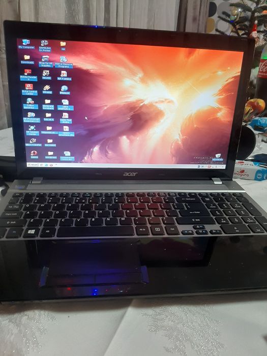 Vând sau schimb acer i7