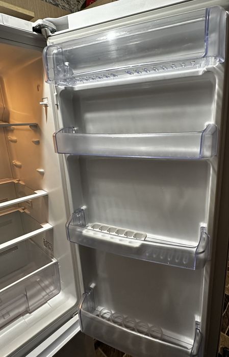 Холодильник beko! Срочно!