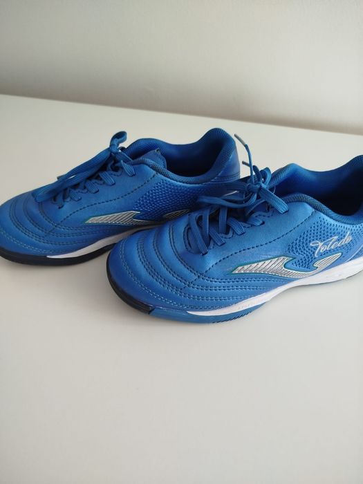 Ghete  Fotbal copii JOMA ,m. 32, Stare Foarte Bună