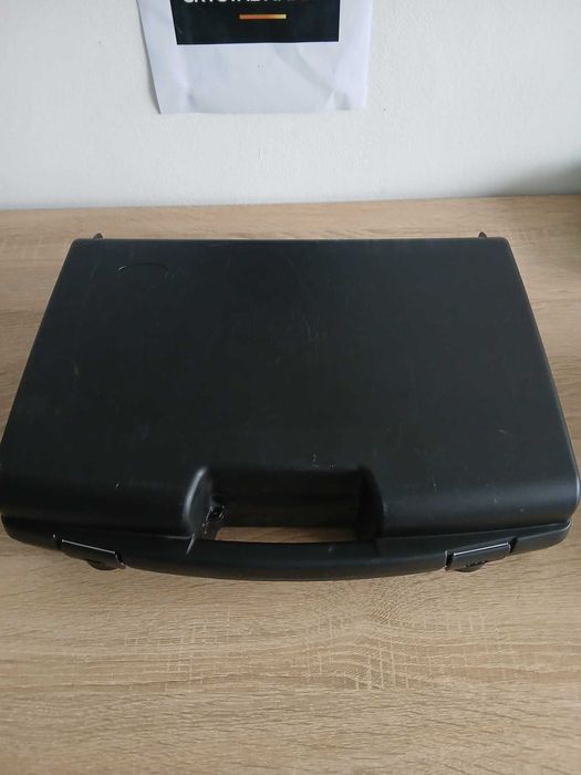 Tester profesional pentru celule de sarcină