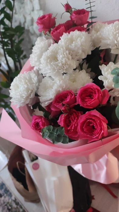 Букеты цветов 4штук