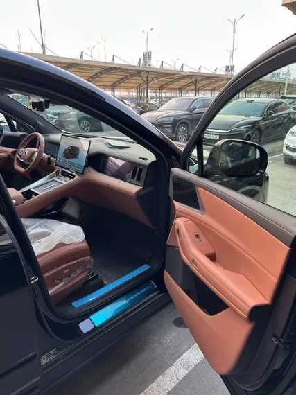 Срочно! Denza N8 2025г фулл! Черный / Оранжевый! Без пробега! НД 40!