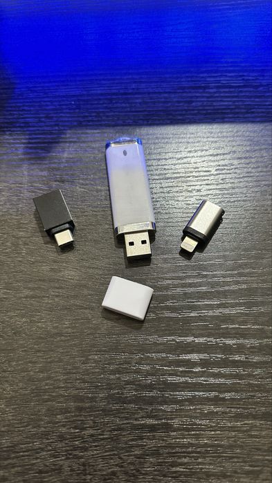 Set adaptoare + stick ubs