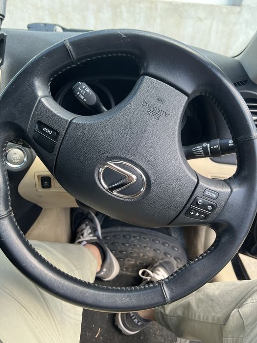 Lexus is250/220 на части