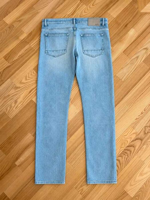Blugi BOSS Hugo Boss 020 Delaware Slim Fit, denim albastru deschis – Mărimea XL