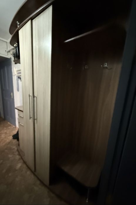 Продам прихожую!