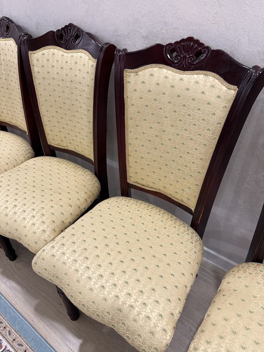 Продаются стулы!