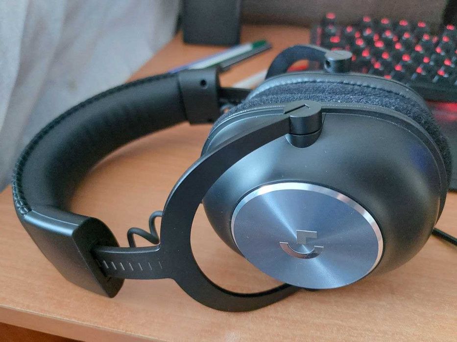 Продам гарнитуру беспроводные наушники Logitech G Pro X Wireless
