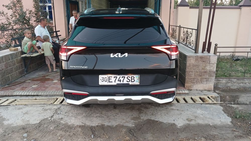 Kia sportage zo'r xolatda