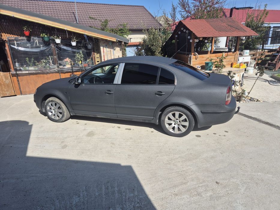 Skoda Superb 1.9 TDI (2007)