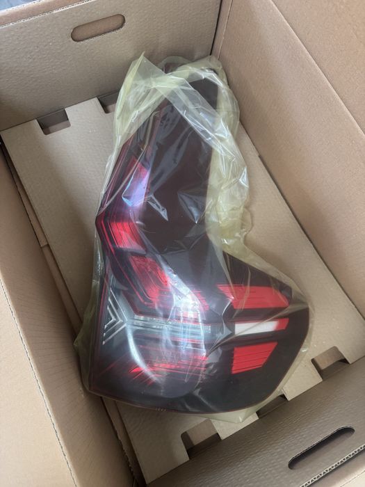 Lampa Stop  dreapta Dacia Jogger 265507470R