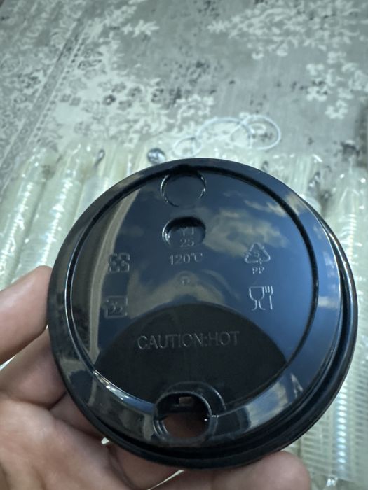 Одноразовые стаканы