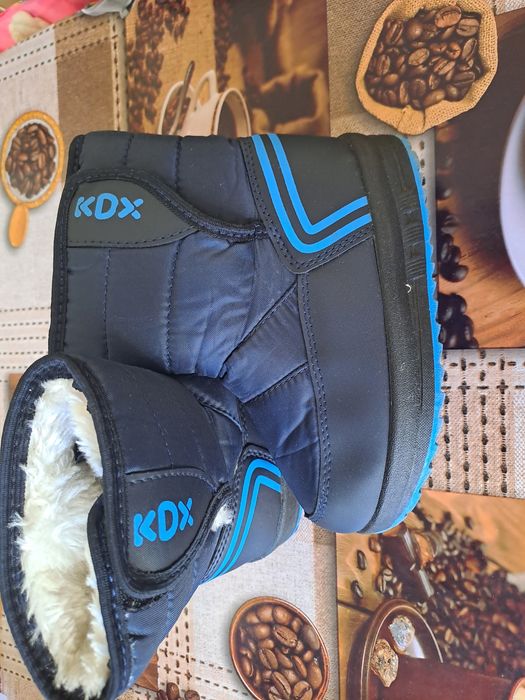 Cizme fetite 3- 4 ani