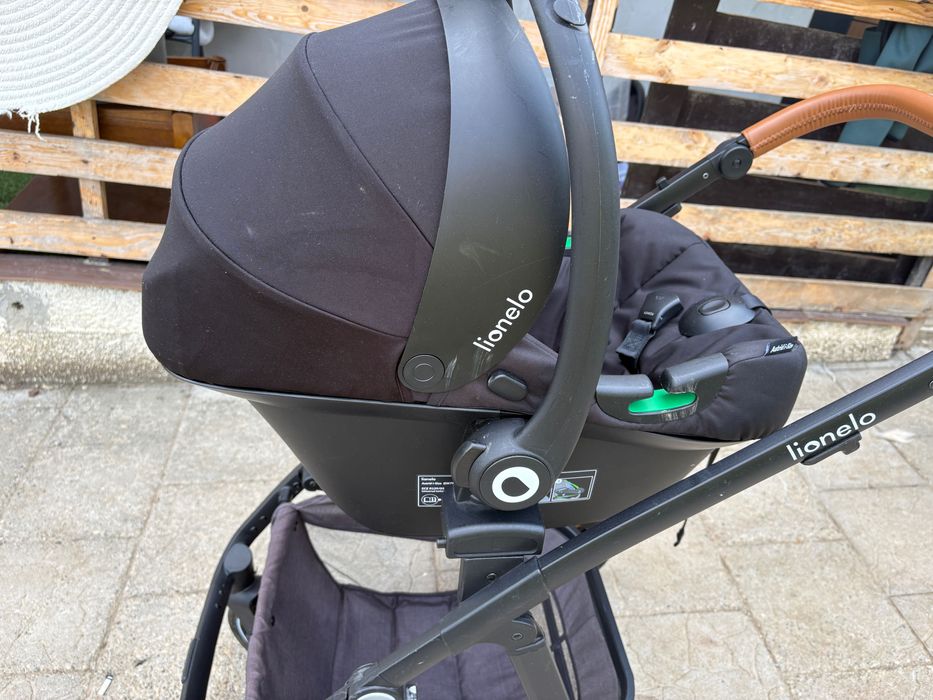 Cărucior lionello Amber 3 in 1