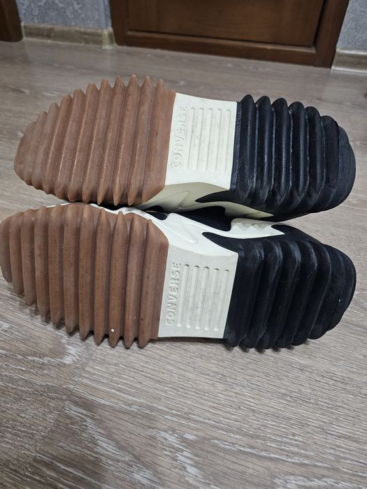 Продам кеды Convers