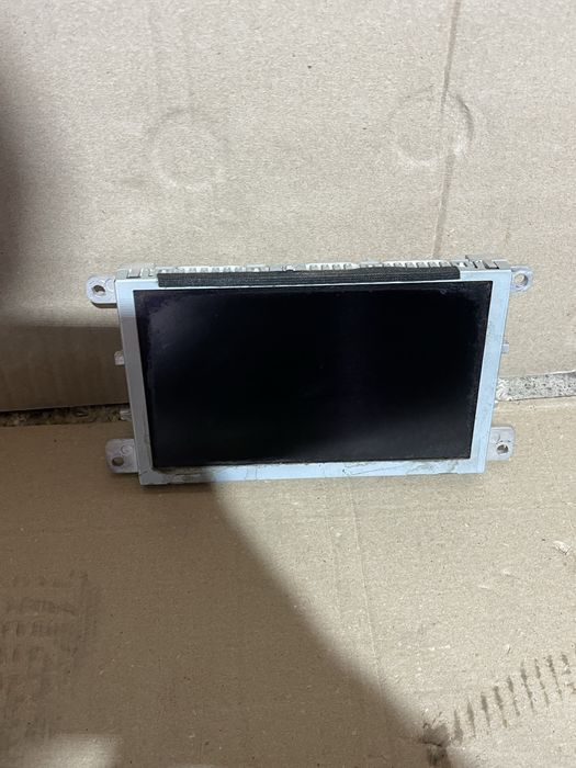 Display navigatie Audi A5 8T / Q5 8R / A4 B8 8R0919604 an 2007-2016