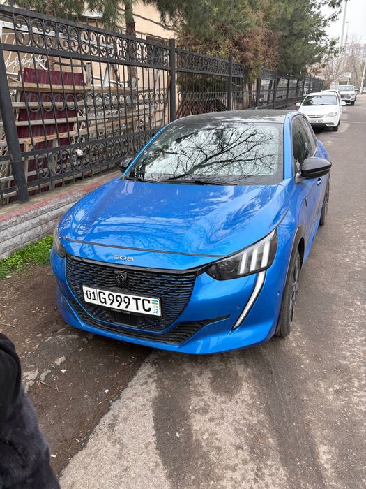 Peugeot e208 GTi