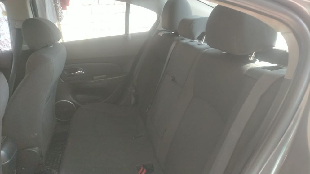 Chevrolet Cruse в отличном состояний