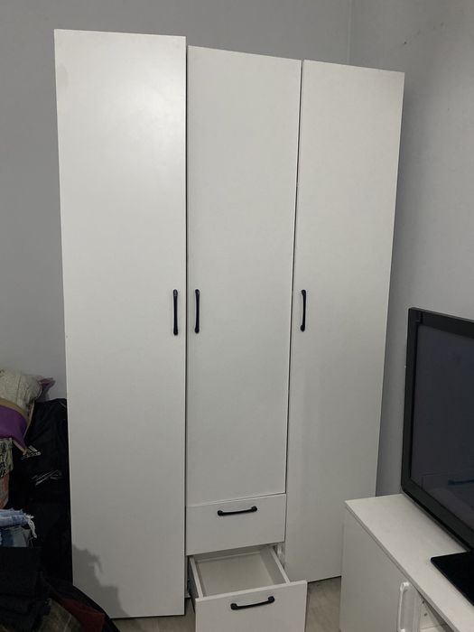 Шкаф для одежды,размер 120x205x52 см,белый