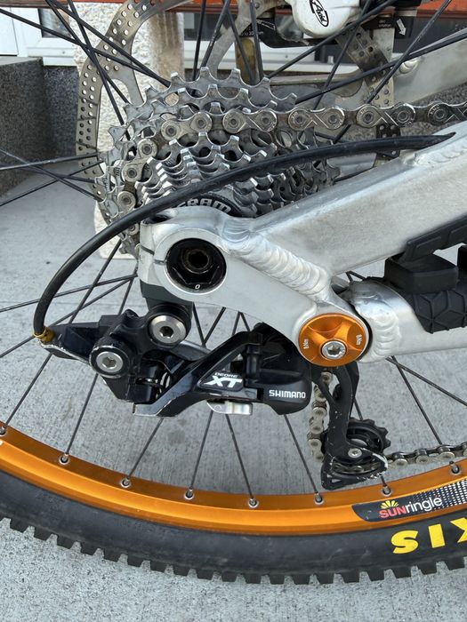 Планински велосипед  Мекица Canyon Torque DHX размер: 26/42см