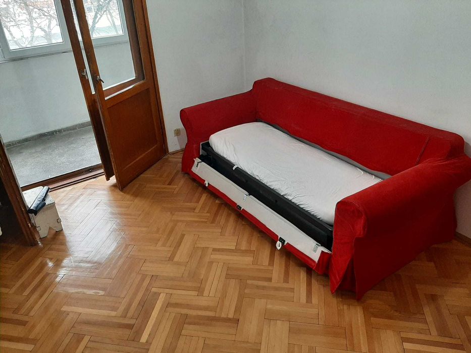 Canapea extensibila Ikea