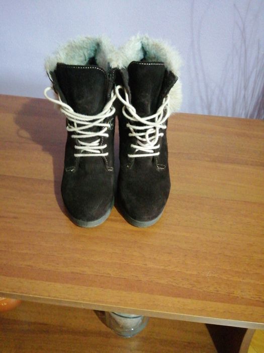 Ghete de piele  îmblănite cu platforma cadeenzza