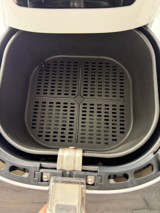 Friteuza cu aer cald Philips Airfryer HD9255/30, tehnologie Rapid Air, 800g, capacitate 4.1L