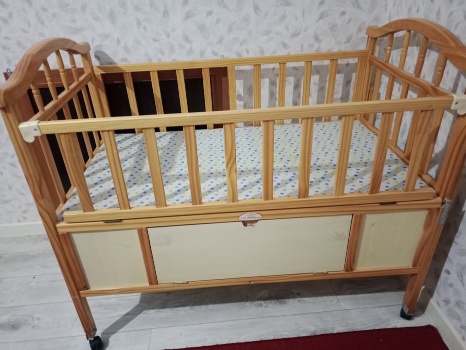 Продам  кровать б/у