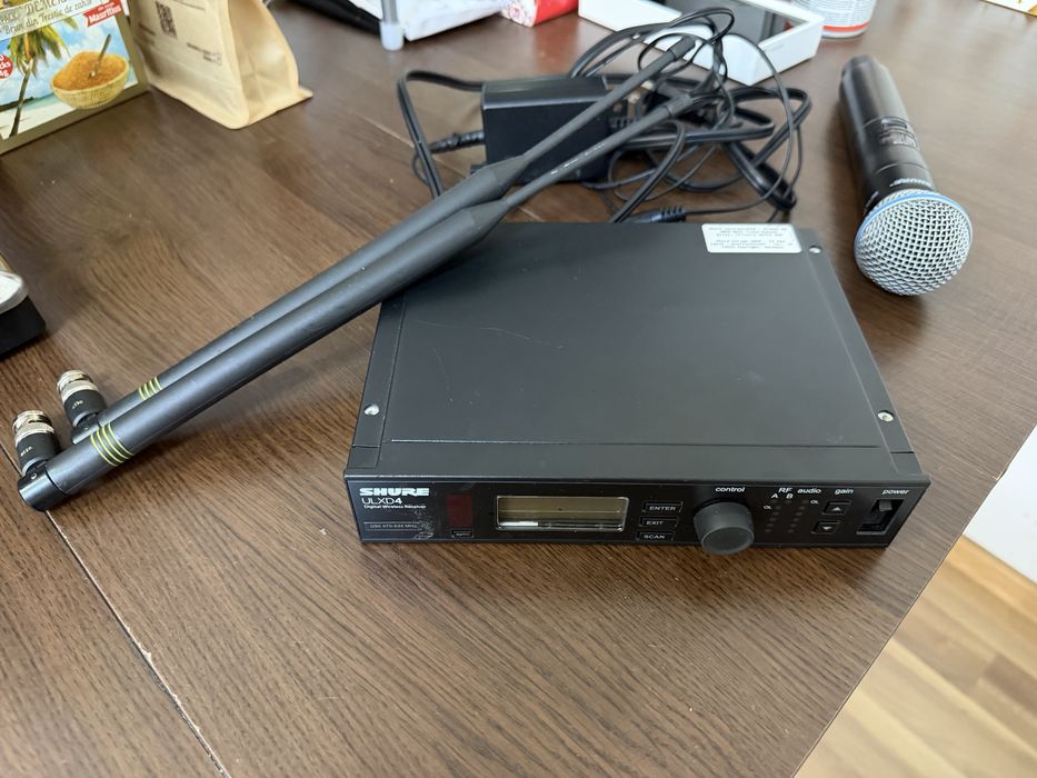 Microfon Digital SHURE ULX-D4,BETA 58A, Frecventa G50,Model Made in Mexico original! (Nu se mai fabrica)