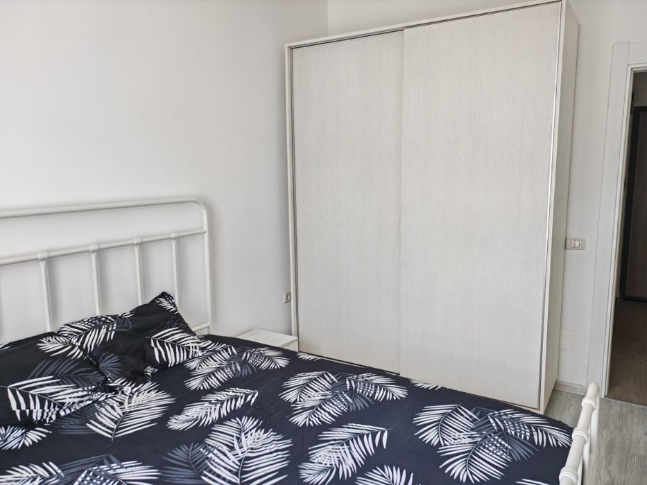 Închiriez studiou 2 camere