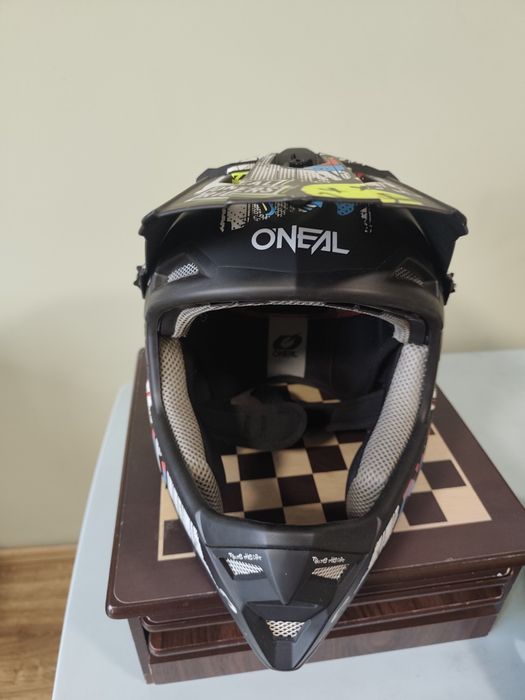 Вело каска O'NEAL backflip rancid  BLACK/WHITE V.25